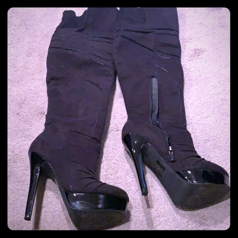 Victoria Secret Over the knee black suede boots